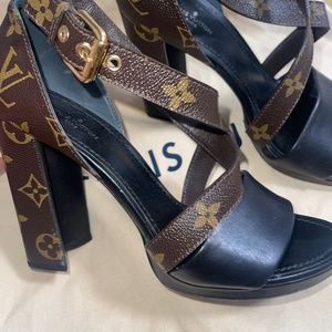 Louis Vuitton sandals